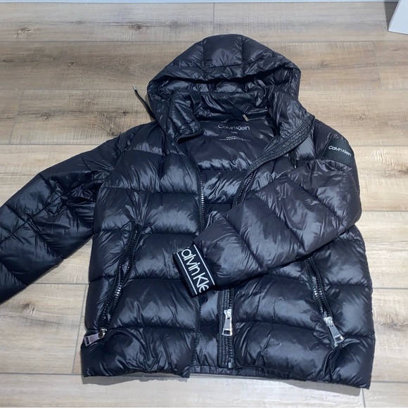 Mix of BCBG, Calvin Klein, DKNY winter coats - Picture 7 of 14